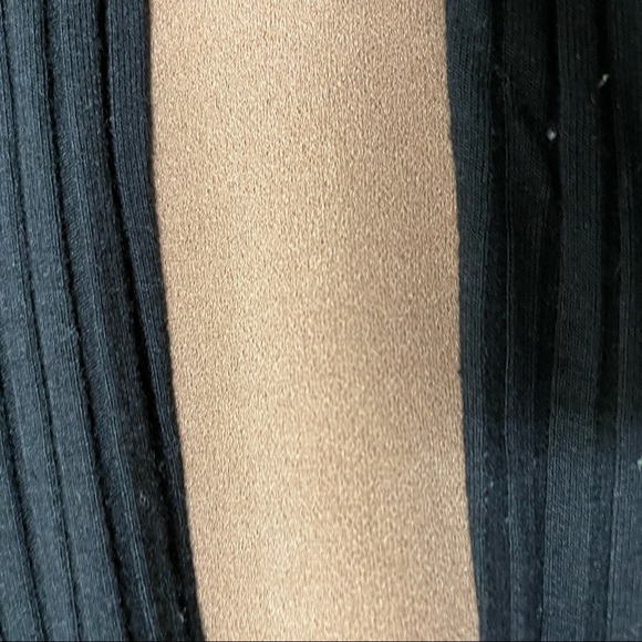 BLACK MIDI DRESS - Picture 4 of 4